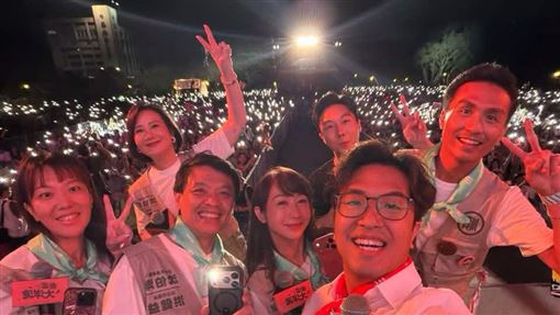 沈伯洋深夜突道歉：對不起鄉親父老Orz