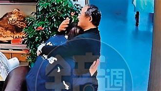 女里長頻曖昧私約 爆2人獨處要求拔監視器