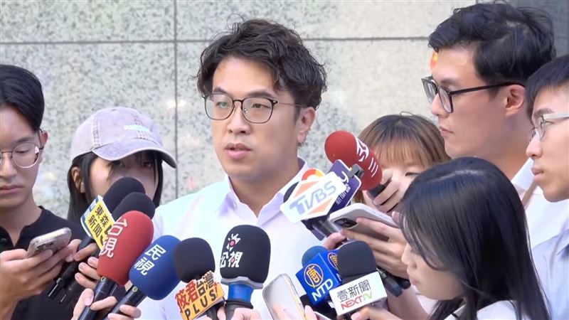 蔣萬安酸政見很ㄎㄧㄤ　沈伯洋反擊了