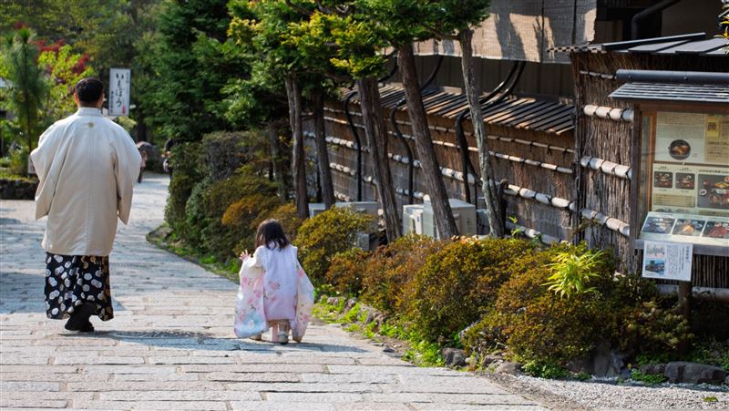 86歲嬤住破公寓擁千萬存款　孫知真相驚呆