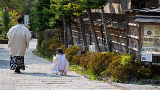 86歲嬤住破公寓擁千萬存款　孫知真相驚呆