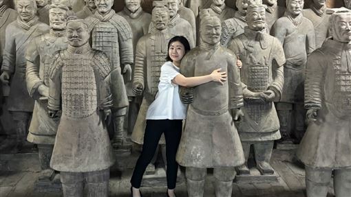 福原愛合照兵馬俑遭疑耍特權　真相曝光了