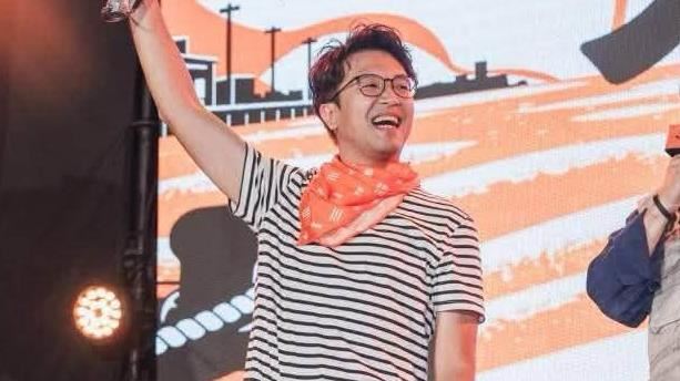 生在鐵藍家庭！他喊：我的一票留給沈伯洋