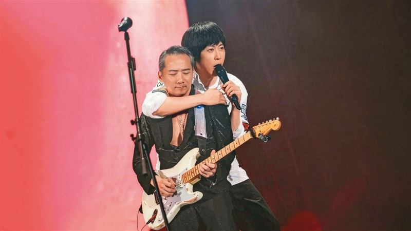 五月天925天狂唱162場！5人休團近況曝光