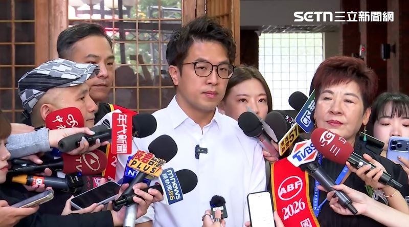 民調雖然大贏蔣萬安,但沈伯洋也強調,最重要的還是大家怎麼投票。(圖/翻攝畫面)