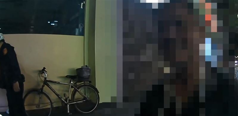 黃姓男子坦承犯案，但對於犯案原因則交代不清。（圖／翻攝畫面）