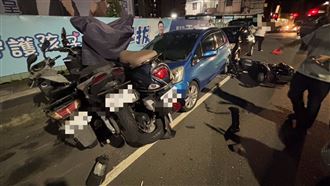 開阿法毒駕撞11車逃　警逮人查獲喪屍毒