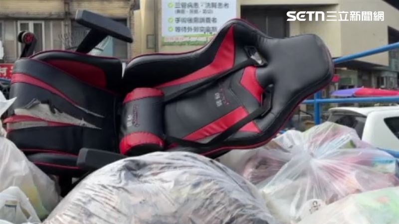 路邊驚見「完整家具」能帶走？律師揭關鍵