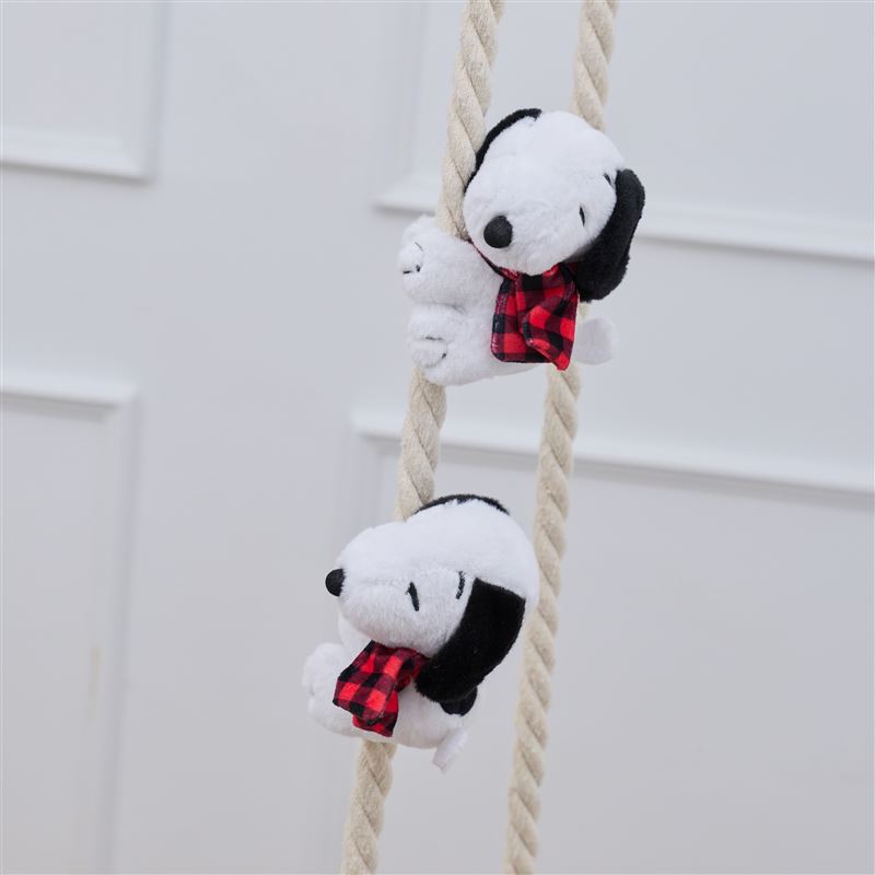 SNOOPY夾式玩偶。(圖/品牌業者提供)
