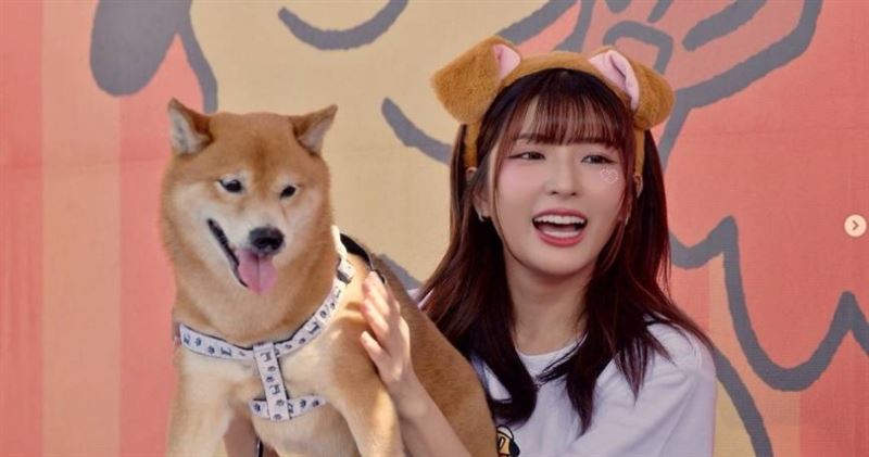 長相甜美可愛的瑟七是台南人，還被網友封為封為「南台灣最頂啦啦隊女神」。（圖／翻攝自瑟七IG）
