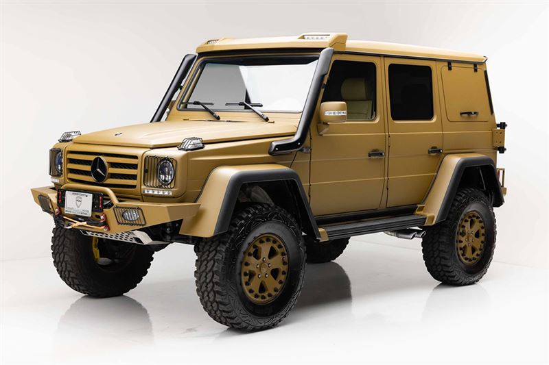 引擎保留原廠5.0升自然進氣M113 V8引擎。(圖/翻攝Bring a Trailer網站)
