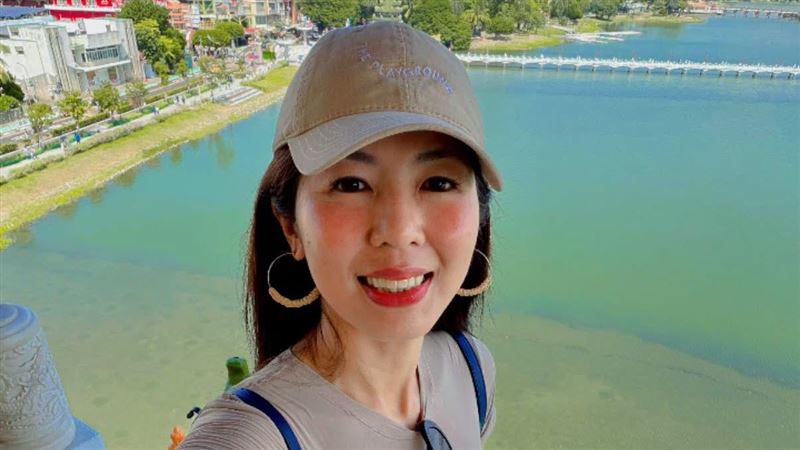 律師李怡貞看完蔣萬安接受謝震武的專訪,狠酸「連被質疑有沒有背稿都不敢正面回應,一直堅持自己被搞,越看越火大」。(圖/翻攝自李怡貞臉書)