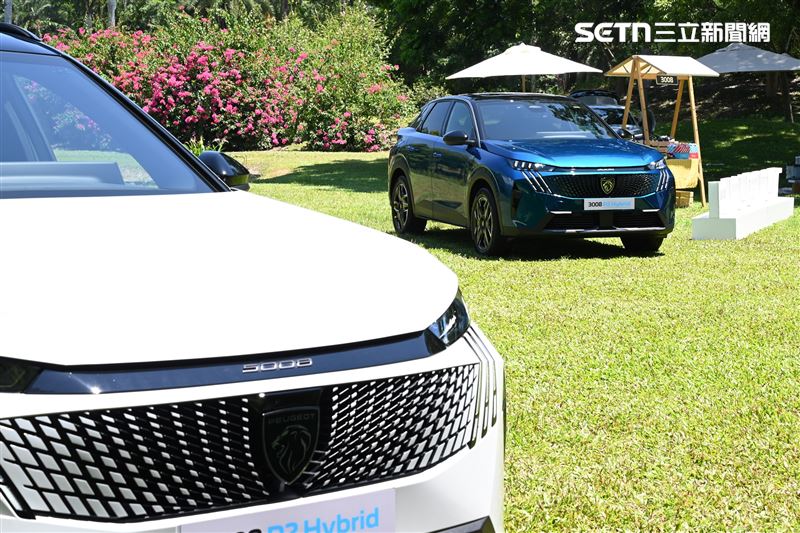 Peugeot 5008 Hybrid 1.2休旅車。(圖/記者鍾釗榛攝)