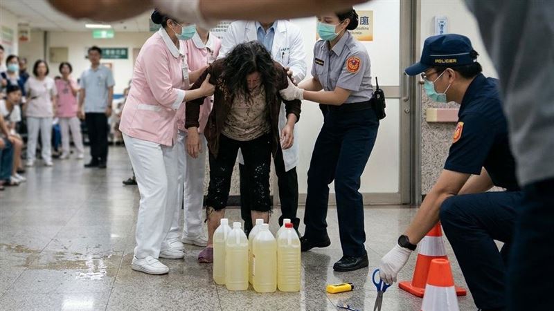 女病患不耐久候潑汽油　雄檢起訴建請減刑