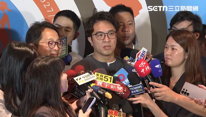 柯文哲酸沈伯洋包裝太多　本人大方回應了