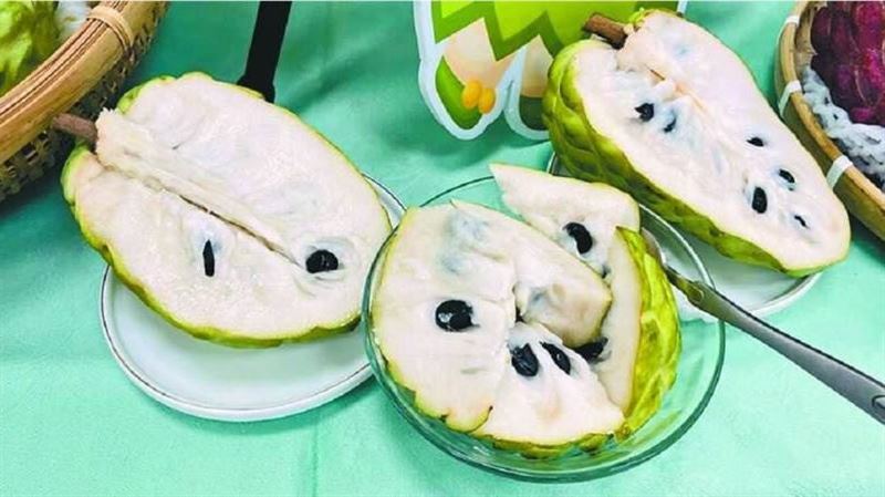 西門町釋迦1杯7百？外國客買百元只給2塊
