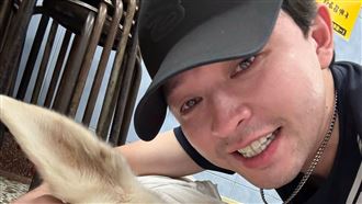 李子森愛犬SEVEN逝世！深夜淚崩發文送別