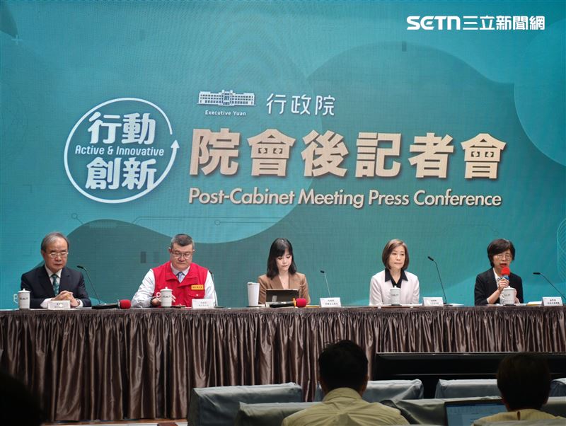 行政院會會後記者會。(圖/記者盧素梅攝影)
