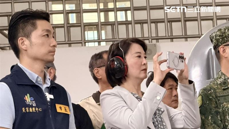 沈伯洋拋股市與颱風假脫鉤？王鴻薇嗆外行