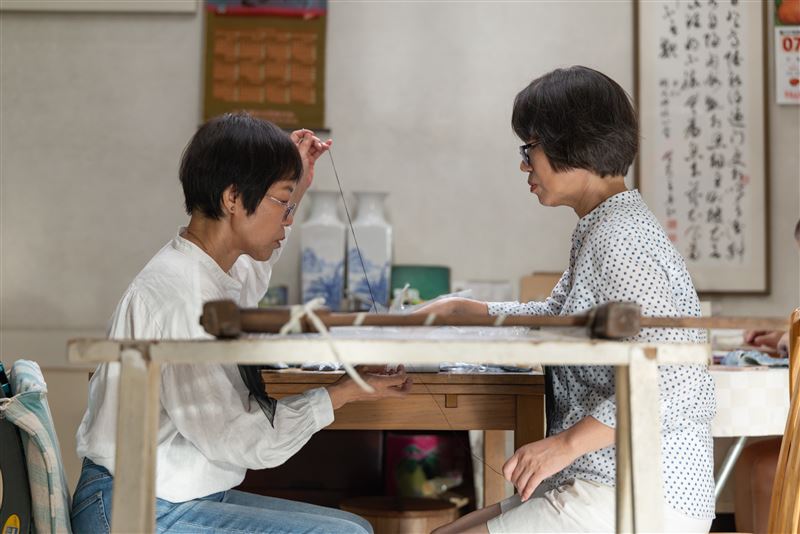 《匠人魂》第63集「天衣無縫」。(圖/文化總會提供)