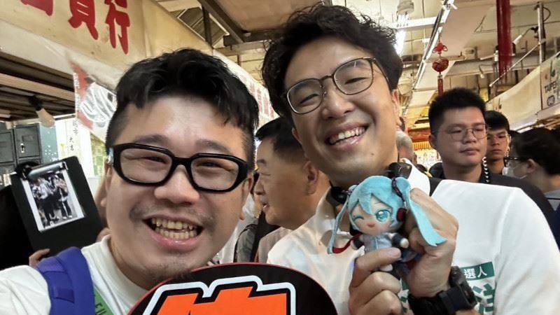 大學生男星力挺沈伯洋　送禮33天感動爆哭