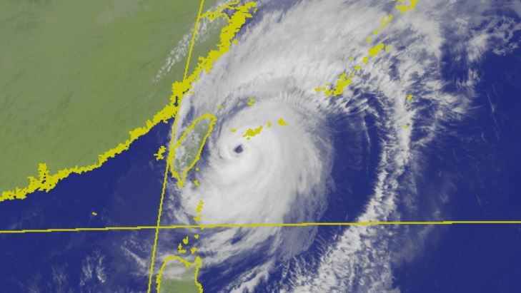 老闆賭贏颱風假！霸氣加碼：19縣市都請