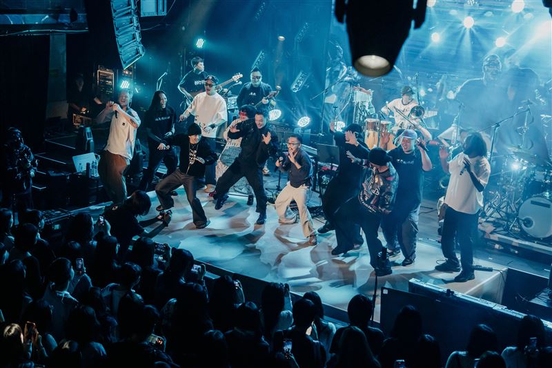 That's My Shhh率先「鍍金」勇奪金音17最佳現場演出獎!曾與BTS隊長RM合作音樂人元震Wonjin與日本樂團Tempalay空降10/31金音創作獎齊掀跨國音樂交流。 (圖/金音創作獎提供)