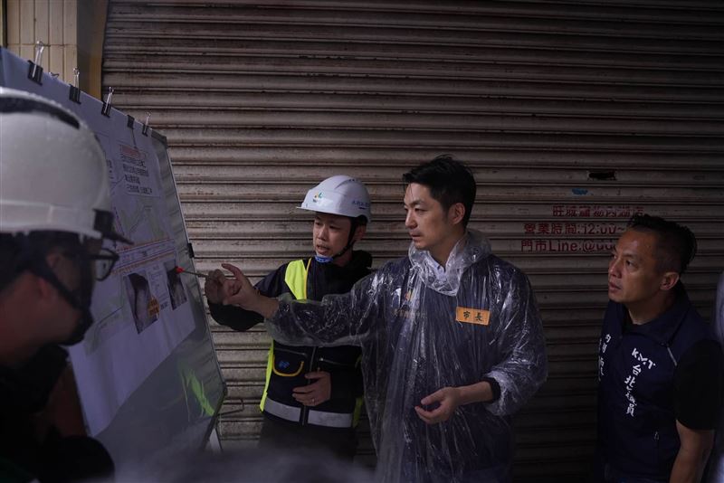 蔣萬安說，提醒市民朋友，非必要請避免外出，遠離山區、河川及其他危險地帶，務必注意自身安全。（圖／翻攝自蔣萬安臉書）