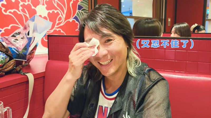 被兒子肯定，讓王仁甫覺得努力是值得的。（圖／翻攝自YouTube-芹仁PlayWhat頻道）