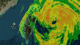 中部沿海狂吹12級風　專家：最強時段來了