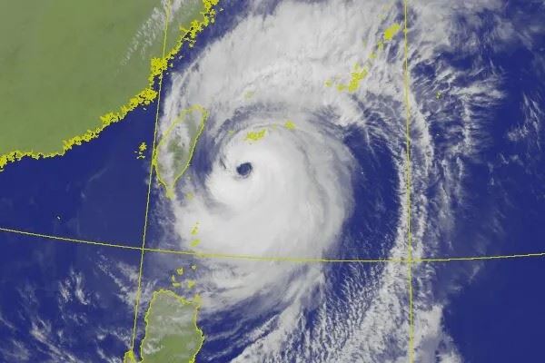 薔琵颱風來襲,農業部農村發展及水土保持署今天下午發布最新土石流預警。(圖/氣象署提供)