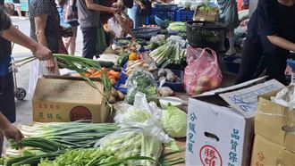 颱風讓葉菜類小漲  「這蔬菜」價格卻跌了