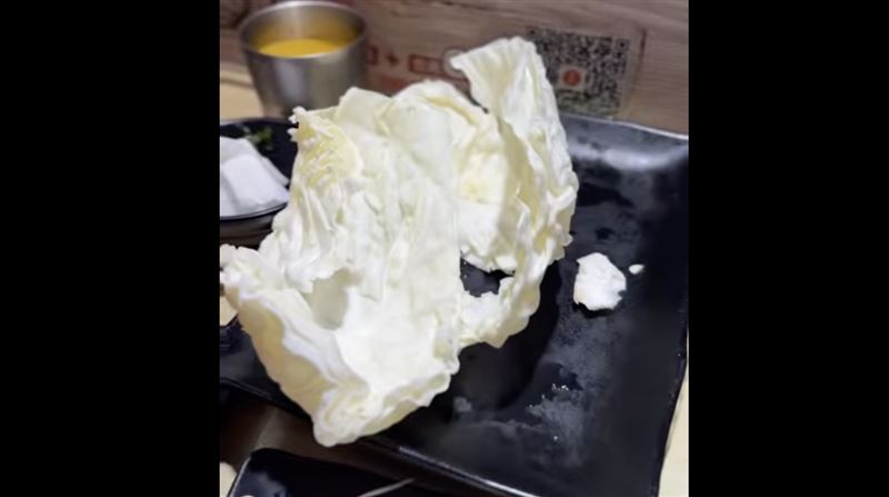 颱風天飆菜價！火鍋店30元高麗菜僅有2片
