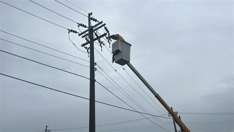 颱風薔琵來襲　台南逾萬戶一度停電