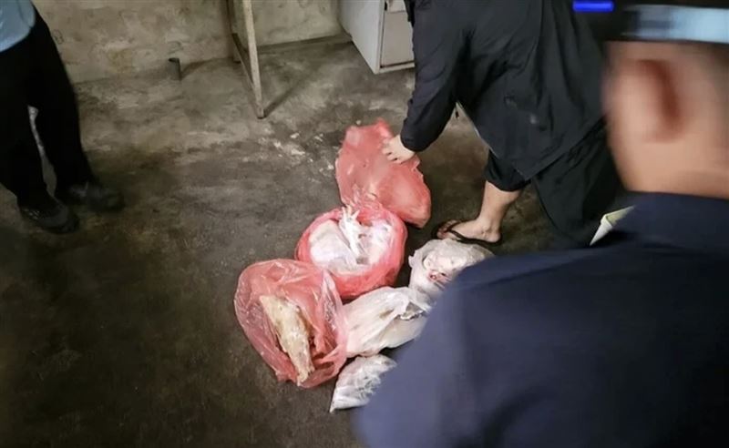 民宅藏黑心屠宰場！6巨冷凍櫃疑塞滿狗肉