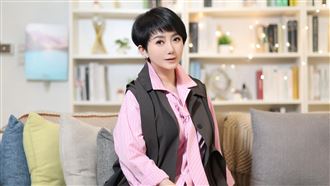 郭靜純宣布離婚！親表姐竟是女星周思潔
