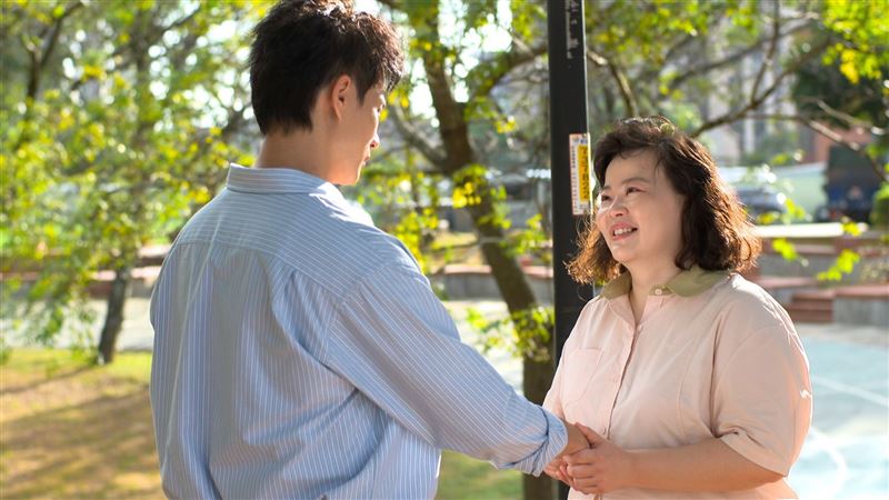 宮美樂感性表示「這次感情戲情緒深度都非常沉痛,很感謝我的對手彥澤哥一路的陪伴」。(圖/民視提供)