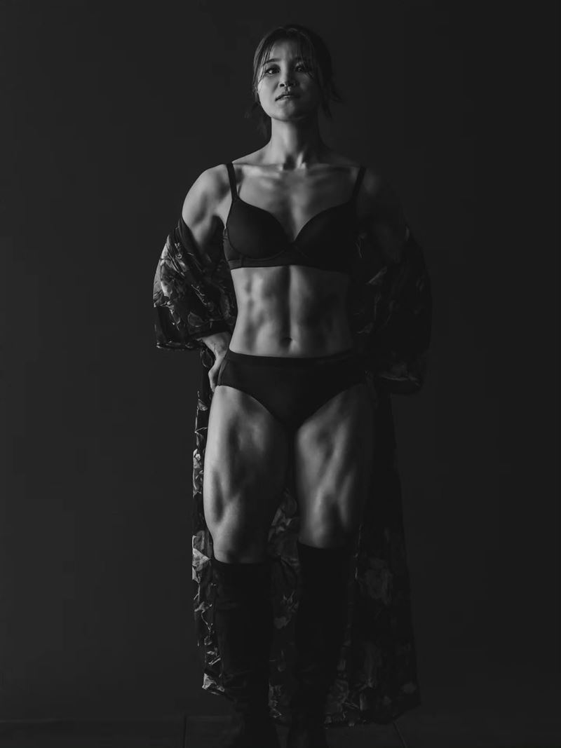 韓國喜劇演員金惠善有「女版金鍾國」的稱號，身材相當健壯。（圖／翻攝自IG @comedian_kimhyeseon）