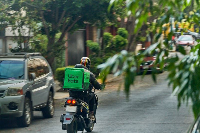 Uber Eats首度推出外送合作夥伴築夢計畫！獲選夥伴可獲得20萬獎金。（圖／Uber Eats提供)