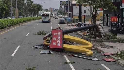 招牌倒了？散播AI照觸1罪：最重可關3年