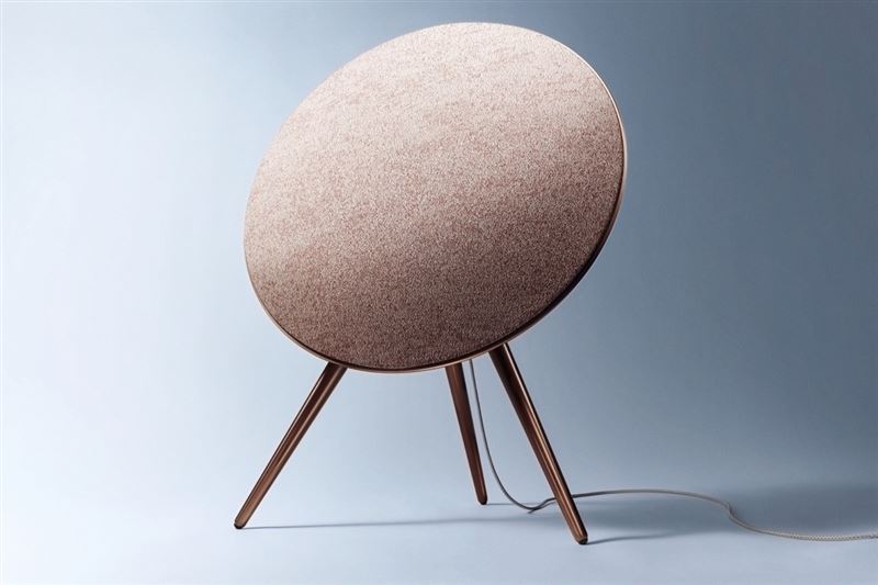 Bang & Olufsen攜手丹麥頂級紡織品牌Kvadrat,推出全新採用Woolscape布料的Beosound A9揚聲器。(圖/品牌業者提供)