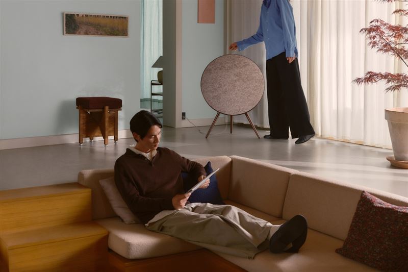 Bang & Olufsen與Kvadrat融合材質、色彩與聲音,打造兼具紡織美學與「Beautiful Sound」的居家聆聽體驗。(圖/品牌業者提供)