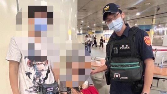 8旬嬤府中站喊去行天宮！警見手腕一串字