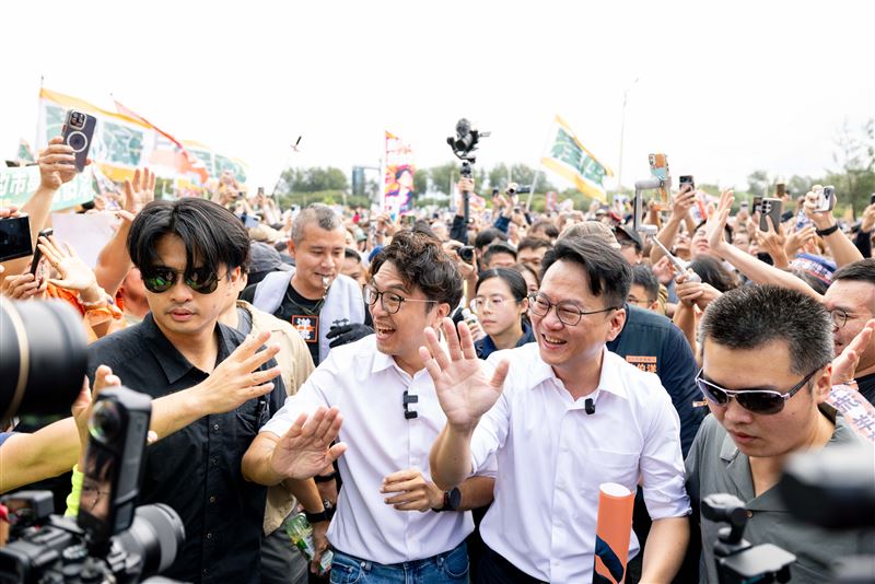 「洋流」、「程風」新竹合體。（圖／民進黨新竹市黨部提供）