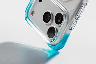 CASETiFY 全新透明手機殼搭載能抵禦邊角裂痕、吸收日常跌落衝擊力的強化保護角。(圖/品牌業者提供)