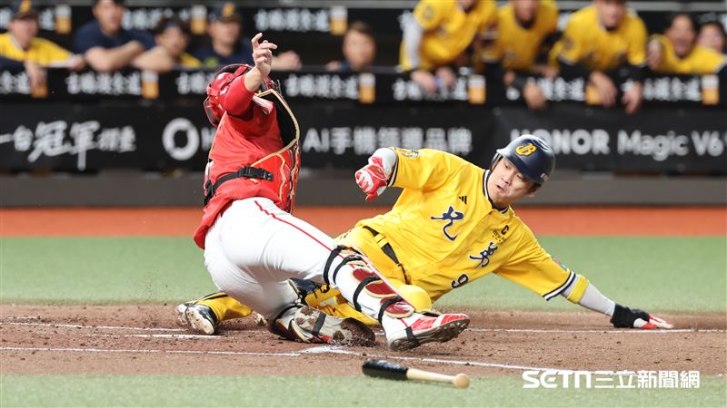 背水一戰兄弟2局攻破蔣　1：0先馳得點