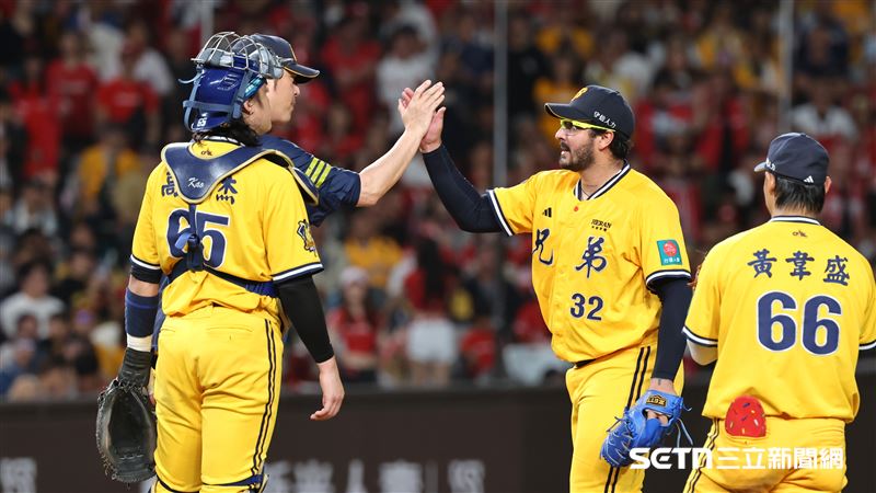 中信兄弟先發投手羅戈6.1局失2分退場。（圖／記者劉彥池攝影）