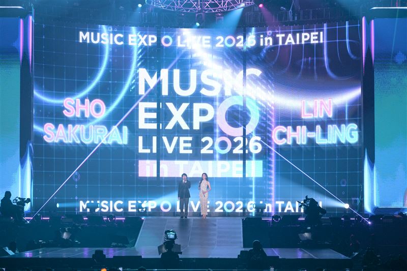 MUSIC EXPO在小巨蛋登場，櫻井翔和林志玲驚喜同框主持。（圖／©️MUSIC EXPO LIVE 2026實行委員會提供）