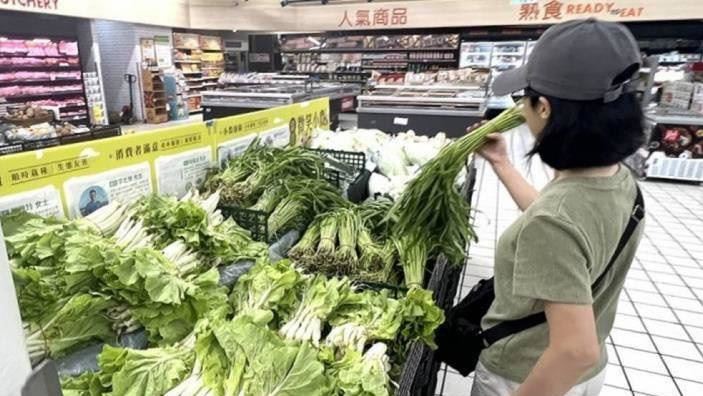 颱風天買菜現奇景！4種蔬菜被留下網熱議