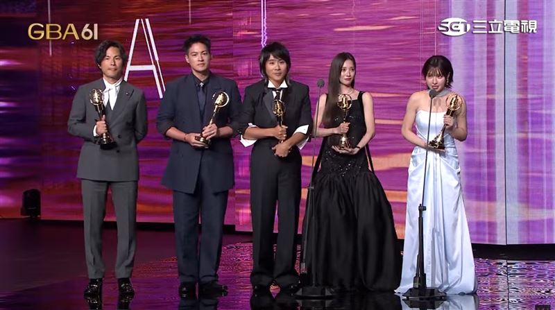 孫協志、王仁甫、許孟哲、峮峮（吳函峮）、蔡黃汝得到實境節目主持人獎。（圖／翻攝自YT）